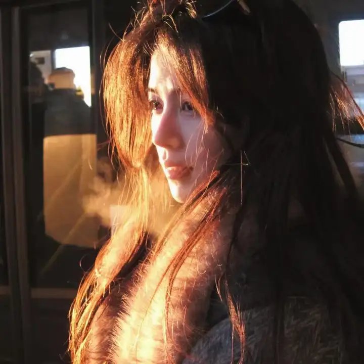 赞扬士兵，赞扬农民